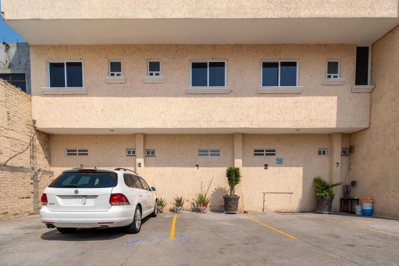 Hotel Casa Garatusa Yuriria Exterior photo
